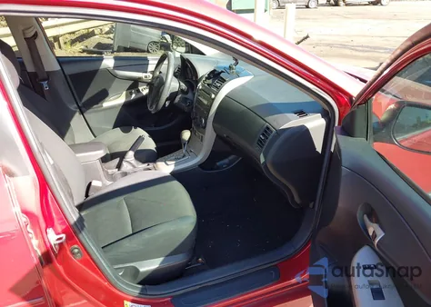 2010 Toyota Corolla S из США, поврежденный, VIN 2T1BU4EE1AC513452